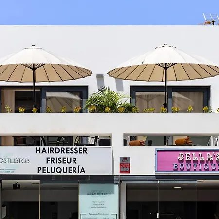Luxury Playa Chica Apartment *